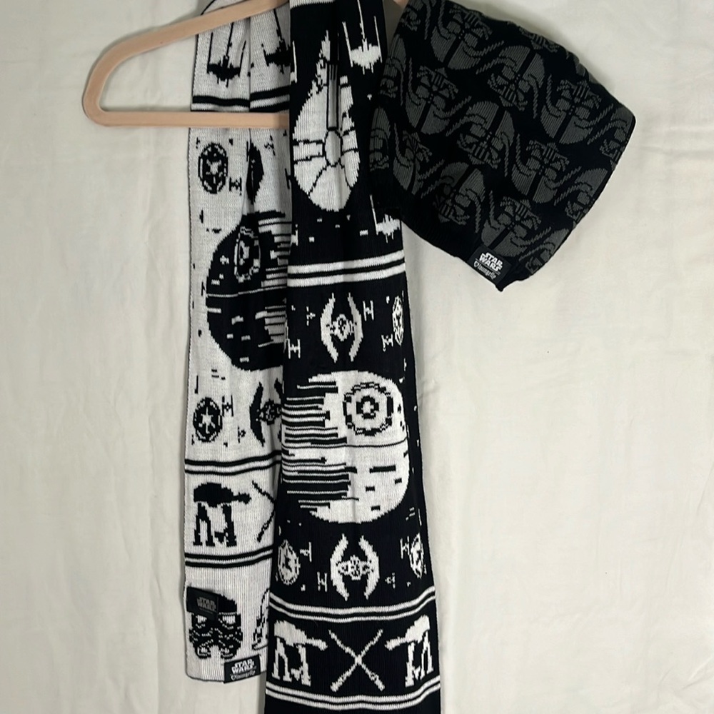 Loungefly scarf and cap